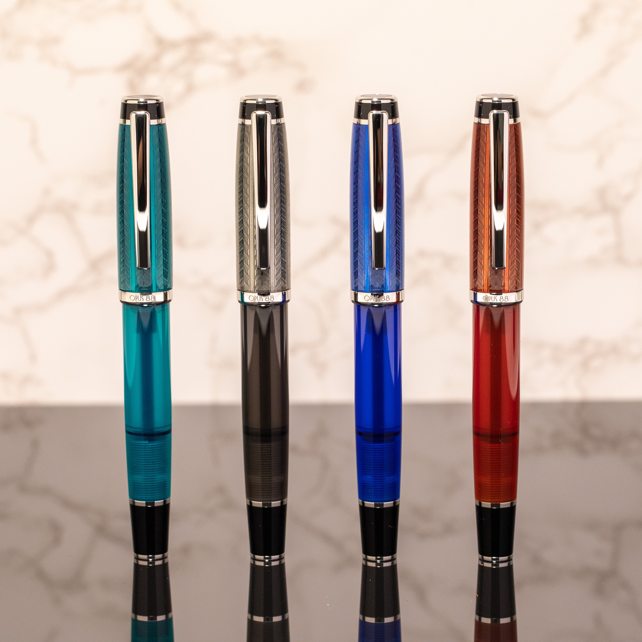 Opus 88 Opera Green Dot Fountain pen - Vulpen / Fountain pen